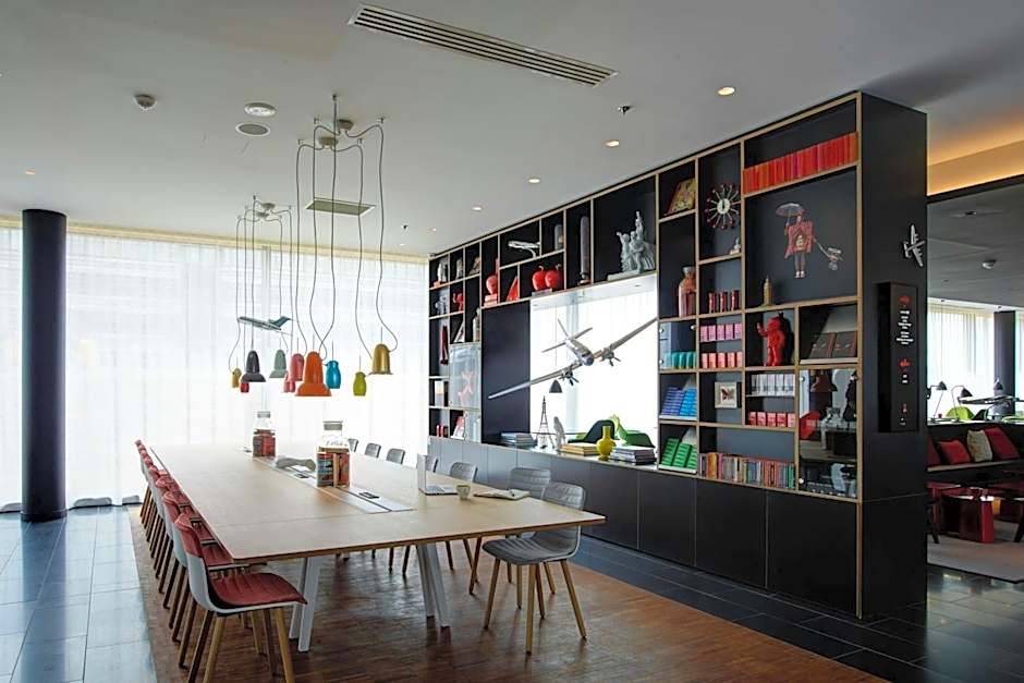 citizenM Paris Charles de Gaulle Airport