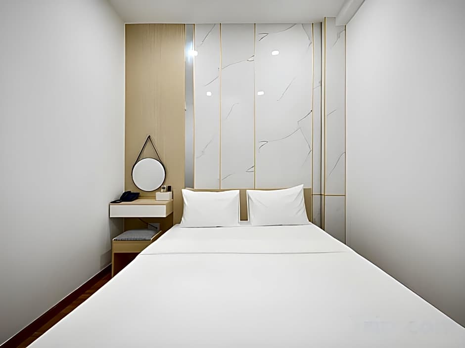 Sunrise Airport Hotel