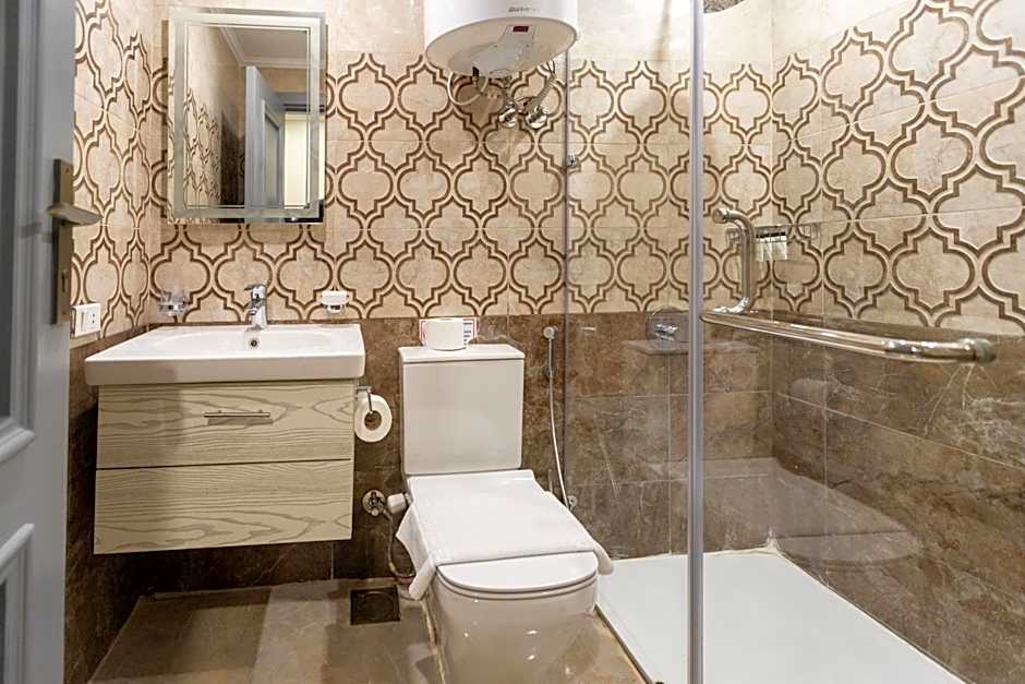 Mamlouk Pyramids Hotel