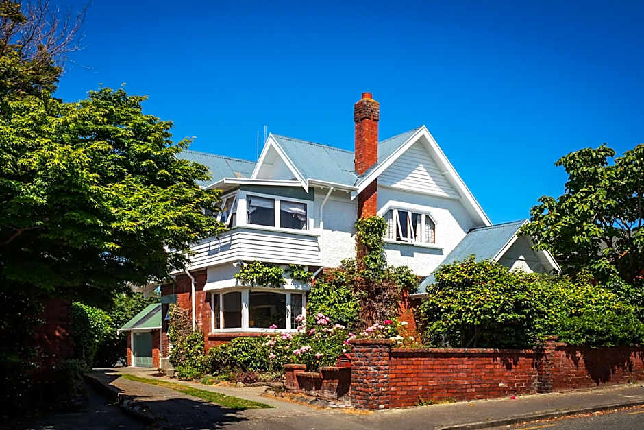 The Sanctuary & Spa Plus FREE Breakfast