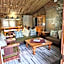 The Riverdeck Accommodation and Backpackers