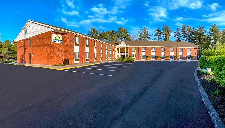 Days Inn by Wyndham Brunswick Bath Area