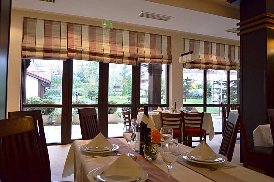 Winslow Infinity Aparthotel