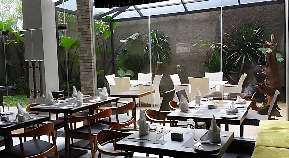 Sotis Hotel Falatehan