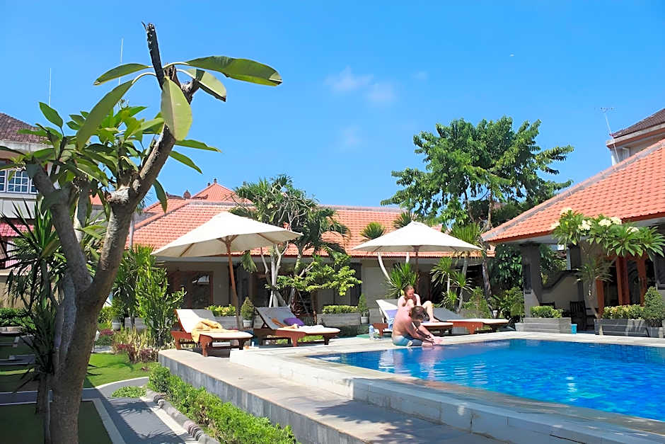 Gora Beach Inn
