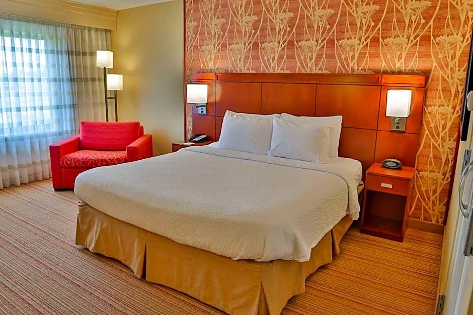 Courtyard by Marriott Biloxi North/D'Iberville