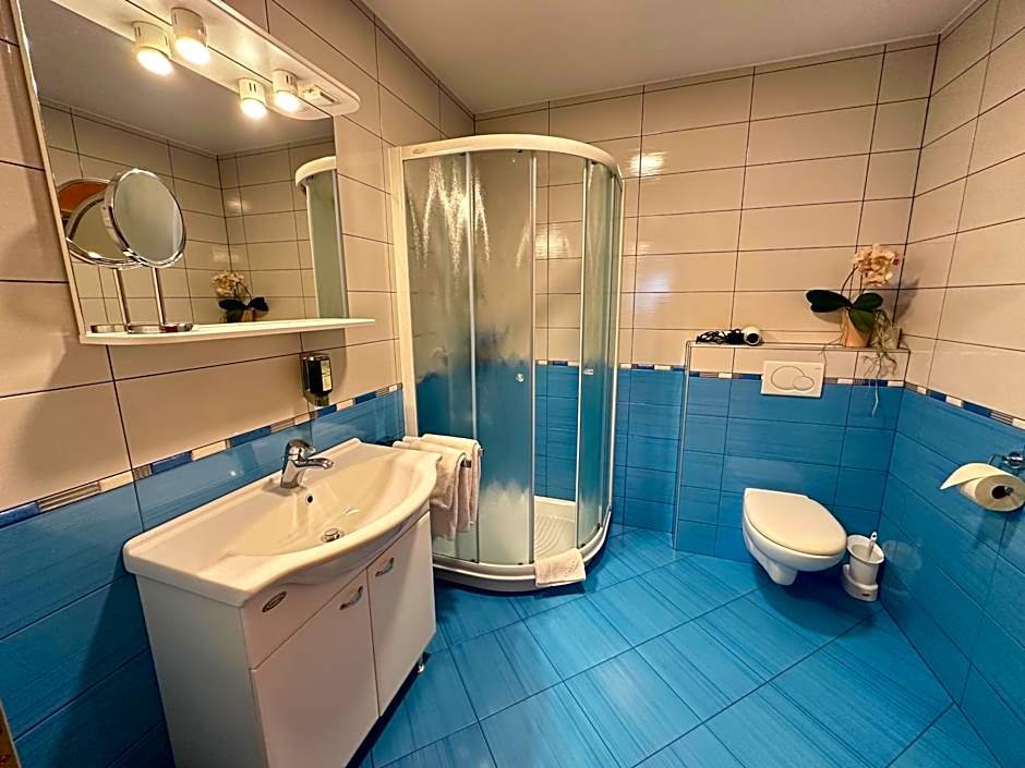 Turizem Loka Bed and Breakfast