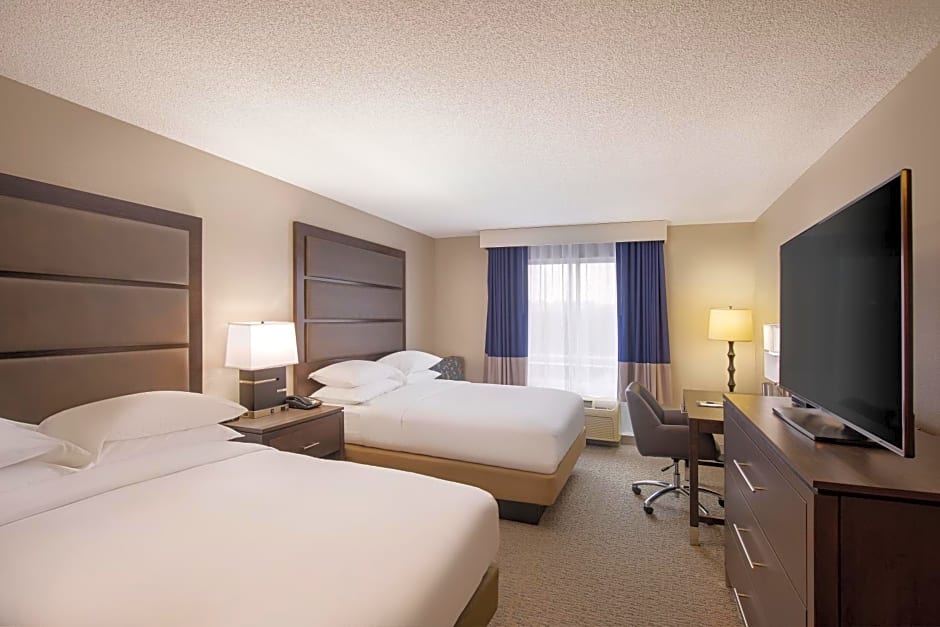 DoubleTree Richmond Airport