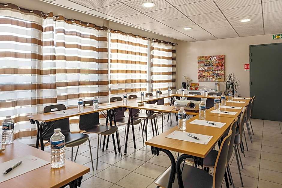 Appart'City Classic Marseille Aéroport - Vitrolles