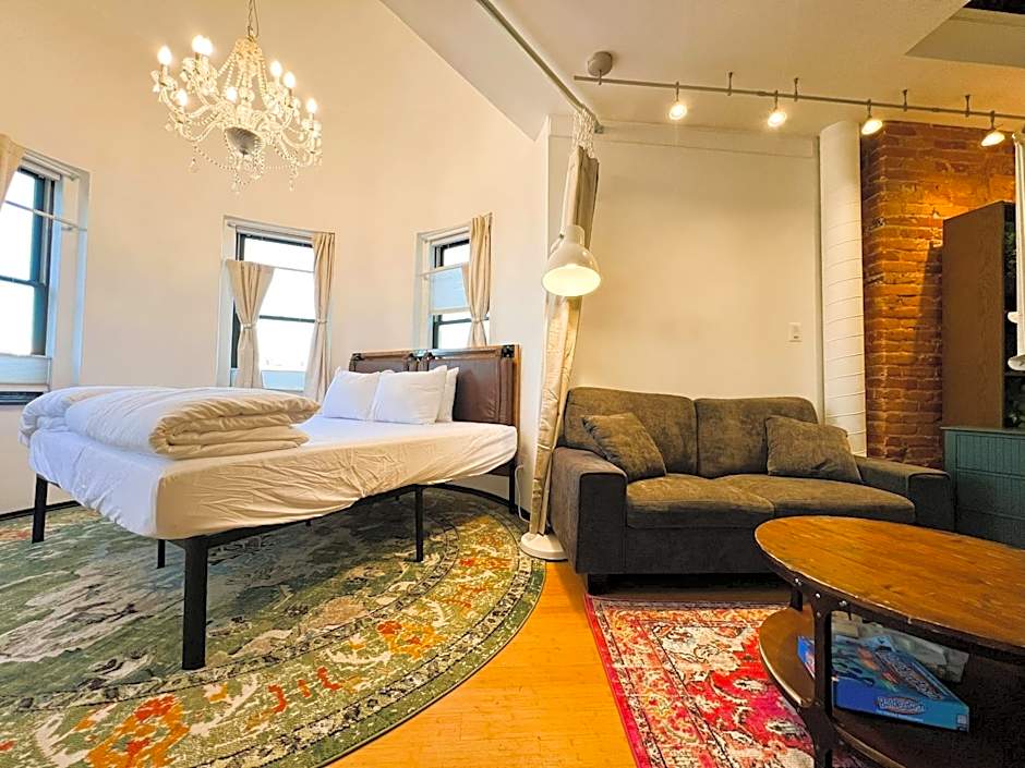 Photo 1 of 5 of Studio 1 King Bed