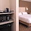 Holiday Inn Express & Suites Williams By IHG