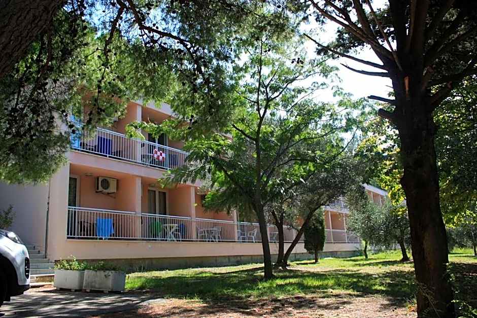 Tourist Settlement Brzet