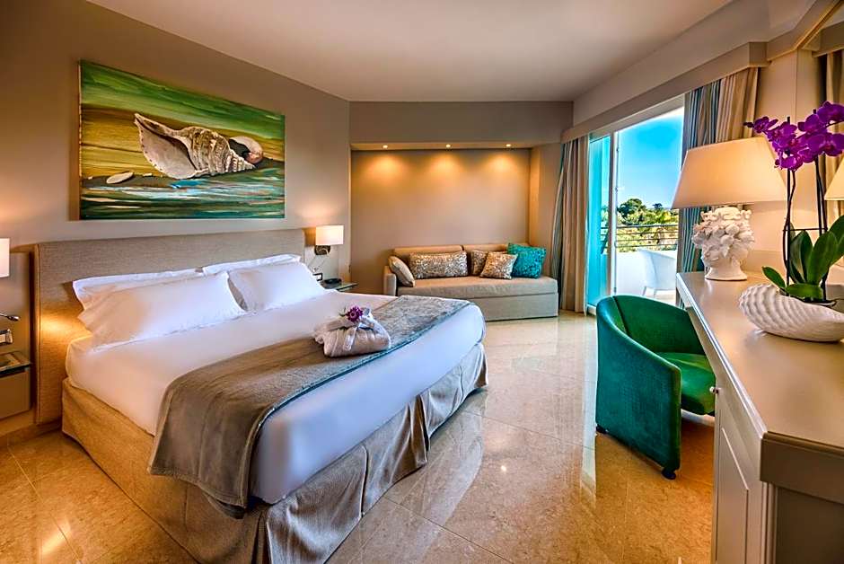 Photo 1 of 3 of Deluxe 1 Double Bed or 2 Beds, Partial Sea View