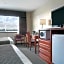 Days Inn & Suites by Wyndham Langley