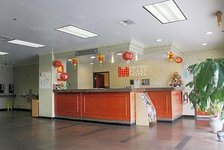 Metro Plaza Hotel