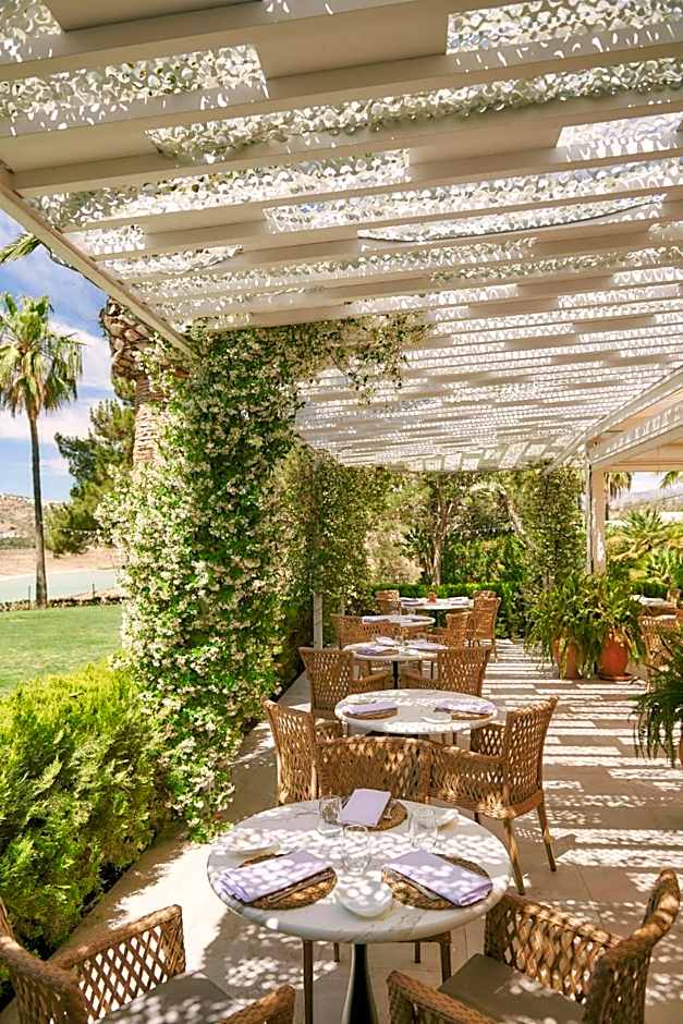 B Bou Hotel La viñuela & Spa