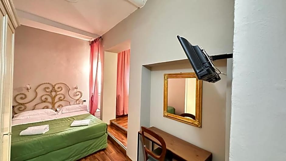 Piccolo Hotel