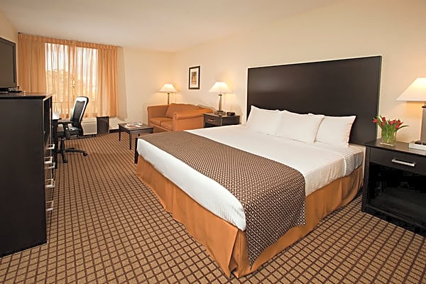 Avanti Palms Resort and Conference Center
