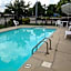 Days Inn by Wyndham Clinton