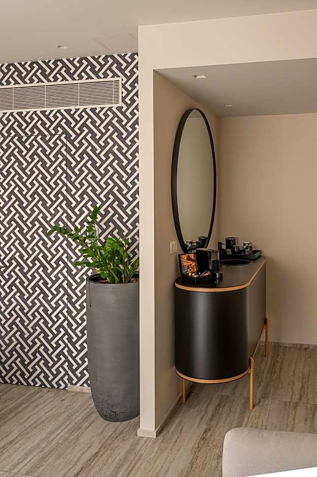 VISION OMONIA, ATHENS