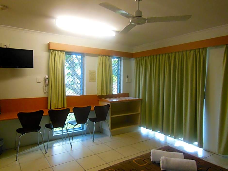 Country Road Motel
