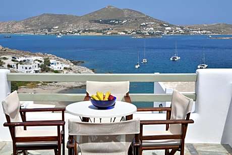 Hara Studios and Apartments