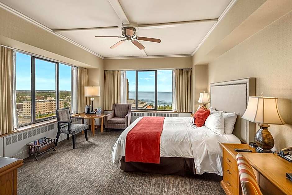 The Hotel Captain Cook