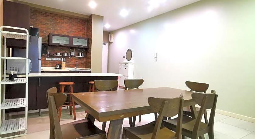Sunset Seaview Vacation Condo City Centre @ IMAGO Shopping Mall