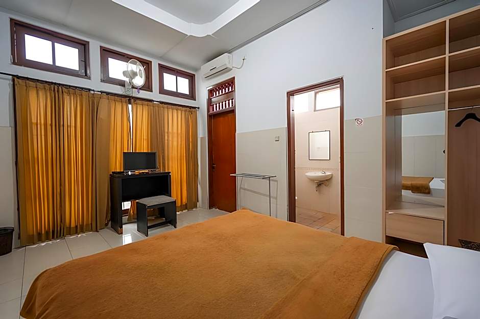 RedDoorz @ Hotel Dewata Indah Denpasar