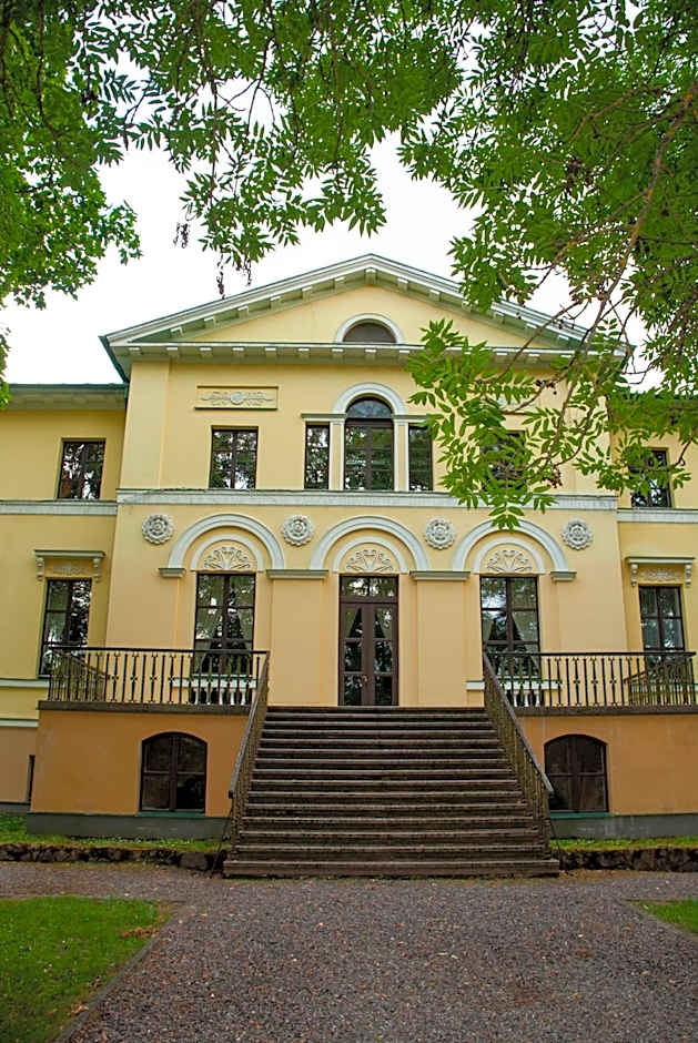 Naukšēnu muiža
