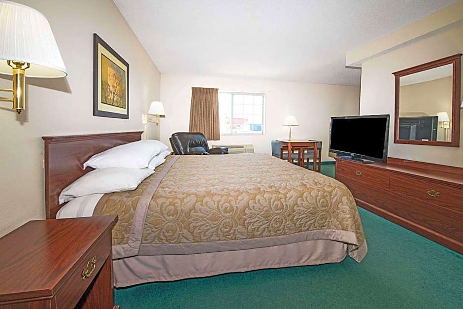 Super 8 by Wyndham Richmond