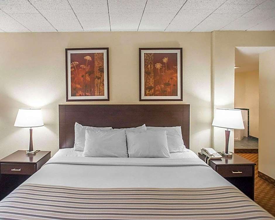 Econo Lodge Inn & Suites Shamokin Dam - Selinsgrove