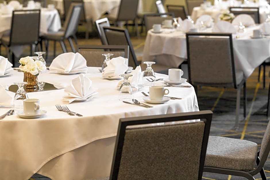 Holiday Inn Oakland Airport By IHG