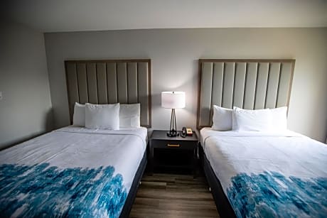 Deluxe Queen Room with Two Queen Beds