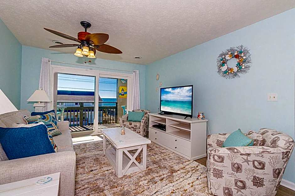 Stunning Ocean View 2-bedroom Suite-Renovated and sleeps 8! Channel Marker E-3