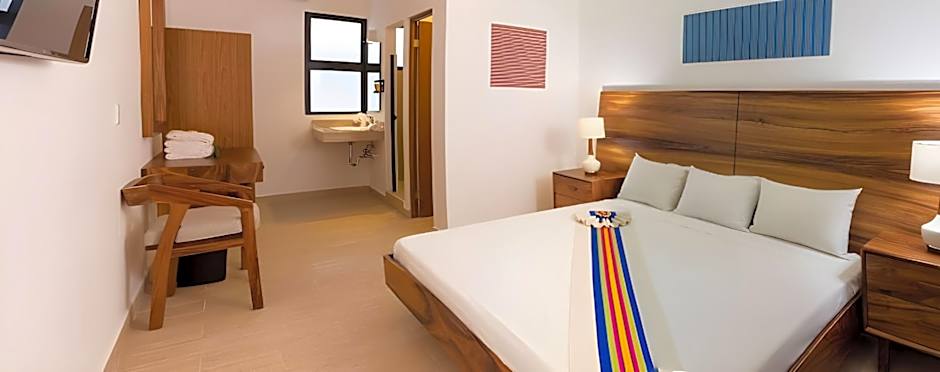 Nomads Party Hotel & Hostel