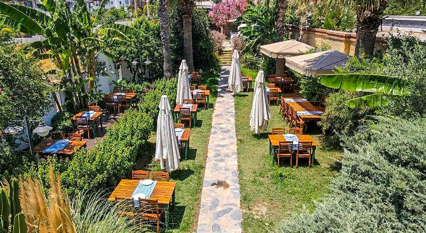 La Brezza Suite & Hotel