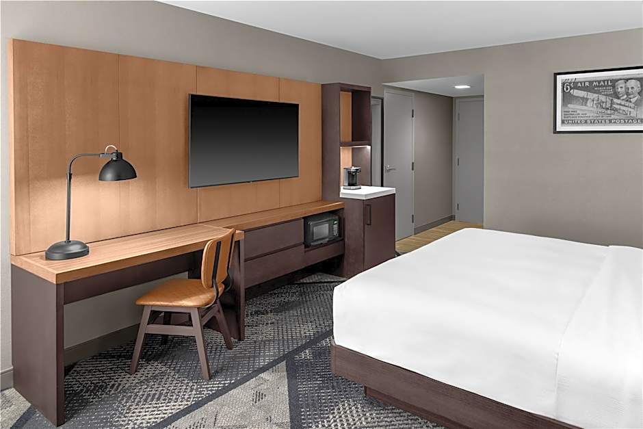 DoubleTree by Hilton Dayton Fairborn