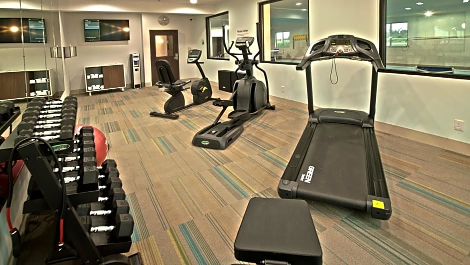 Holiday Inn Express & Suites Evansville North, an IHG Hotel