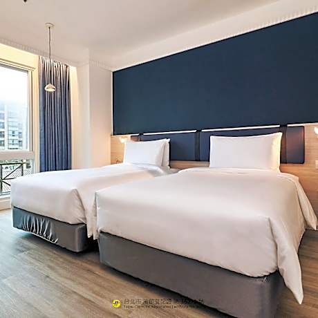 CHECK inn Select Taipei Nangang