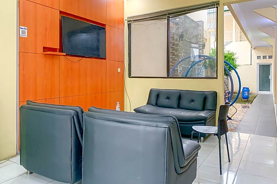 Urbanview Hotel Hikmah Syariah Majalengka