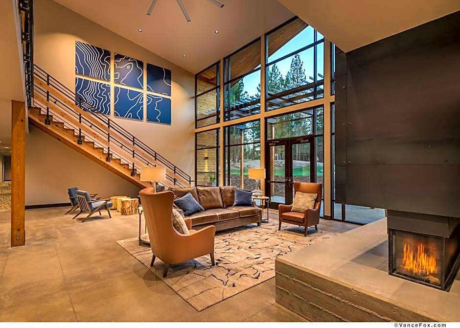 The Lodge At Nakoma