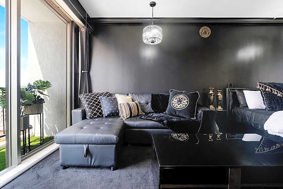 Designer Suites - Versace On View