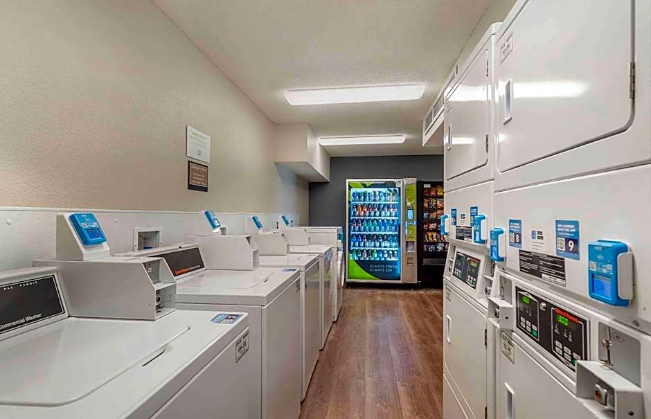 Extended Stay America Select Suites - Chicago - Westmont - Oak Brook
