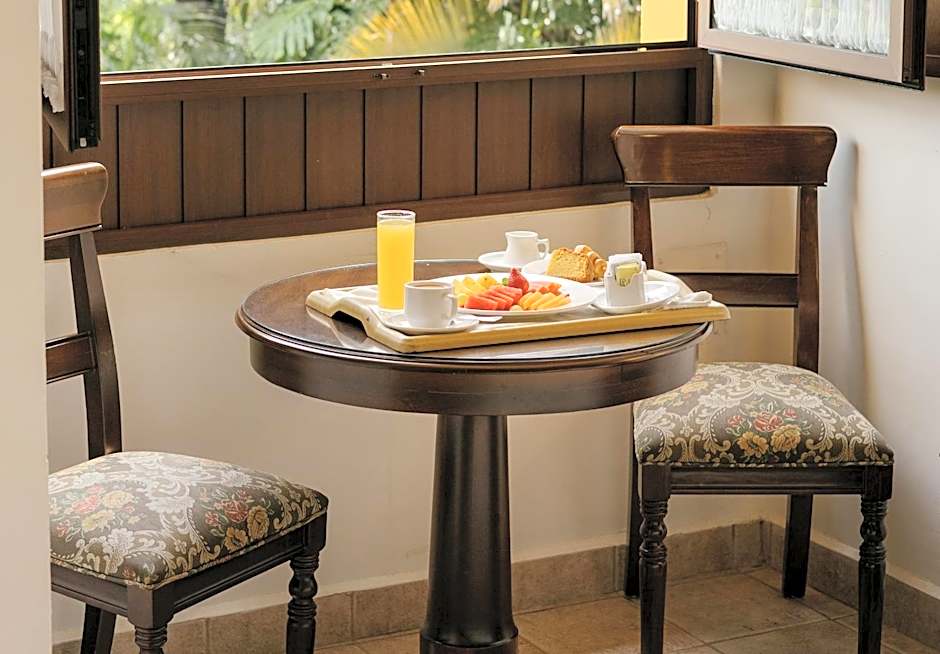 Hotel Hacienda Los Laureles