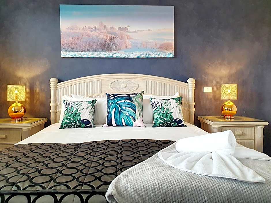 Oceanside Hawks Nest