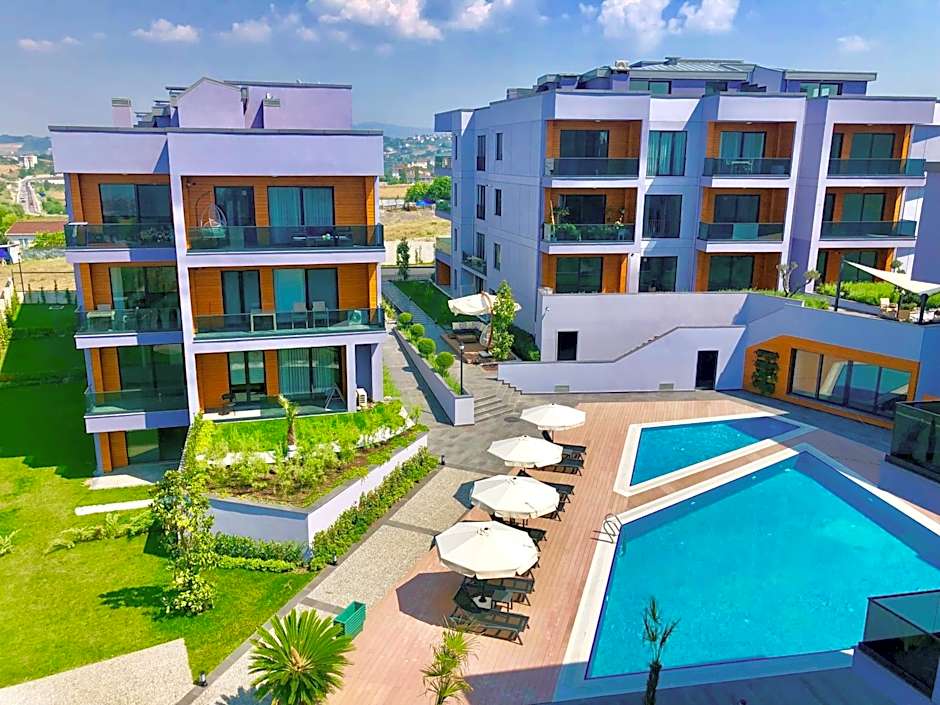 Green Hills Suites