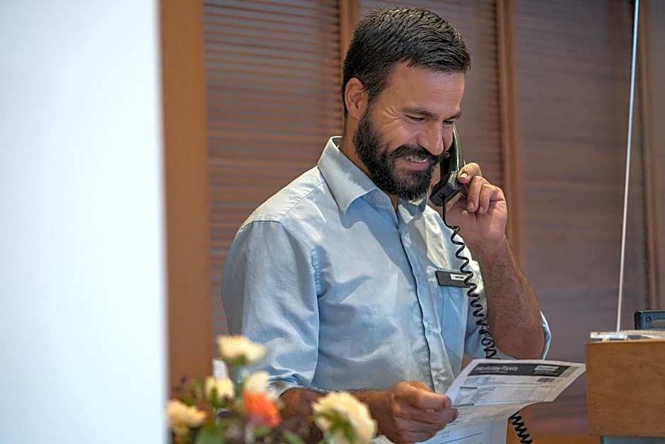 Maritimo Beach Hotel