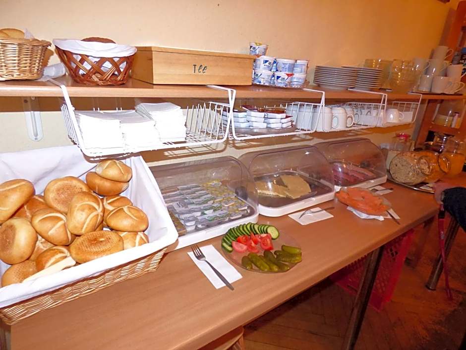 Hotel Pension Bernstein am Kurfürstendamm