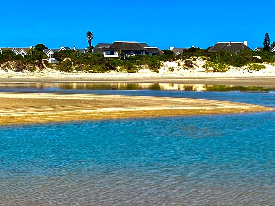 i-LOLLO Bed & Breakfast at the River Mouth